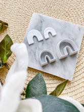 Load image into Gallery viewer, Organic Arch Polymer Clay Cutter