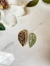 Load image into Gallery viewer, Monstera Adansonii Leaf Polymer Clay Cutter