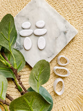 Load image into Gallery viewer, Pebbles Dangle Set Polymer Clay Cutters