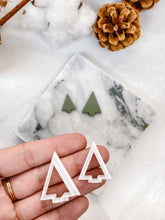 Load image into Gallery viewer, Pointy Christmas Tree Polymer Clay Cutter