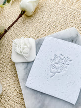 Load image into Gallery viewer, Floral Face Stamp