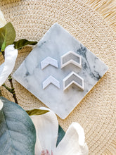 Load image into Gallery viewer, Chevron Polymer Clay Cutter