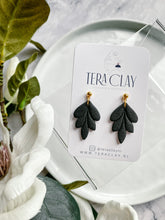 Load image into Gallery viewer, The Lynn (also in silver)