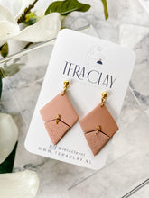 Load image into Gallery viewer, The Madison