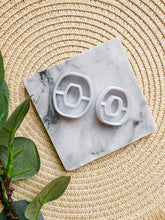 Load image into Gallery viewer, Oval Donut Shape Polymer Clay Cutter Set