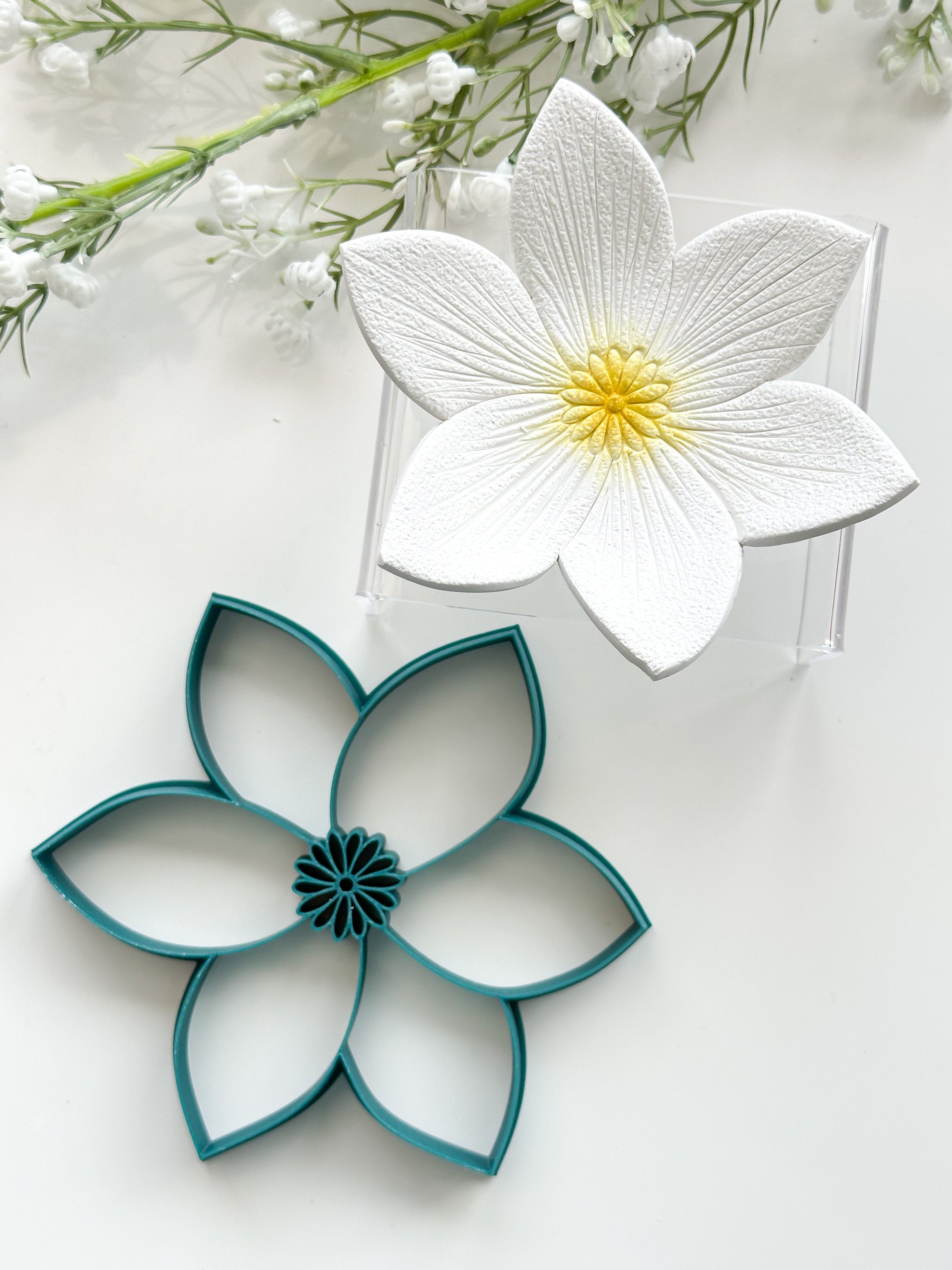GOTO CLAY TOOLS Daisy Flower Trinket Dish Cutter - 4 Inch Polymer Clay Cutter With Sharp Embossed Edge