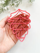Load image into Gallery viewer, Fall Oak Leaf Trinket Dish Clay Cutter
