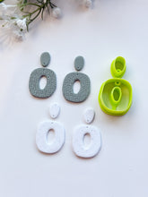 Load image into Gallery viewer, Duo Organic Donut Set with Drill Guides Polymer Clay Cutters
