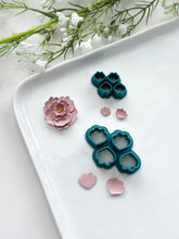 Load image into Gallery viewer, Petal Cluster Duo #1 Polymer Clay Cutters
