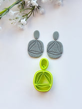 Load image into Gallery viewer, Duo Organic Detailed Set with Drill Guides Polymer Clay Cutters
