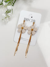 Load image into Gallery viewer, The Long Tassle Beige Flowers
