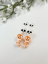 Load image into Gallery viewer, Skull with Details Halloween 2025 Polymer Clay Cutter
