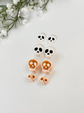 Load image into Gallery viewer, Skull with Details Halloween 2025 Polymer Clay Cutter

