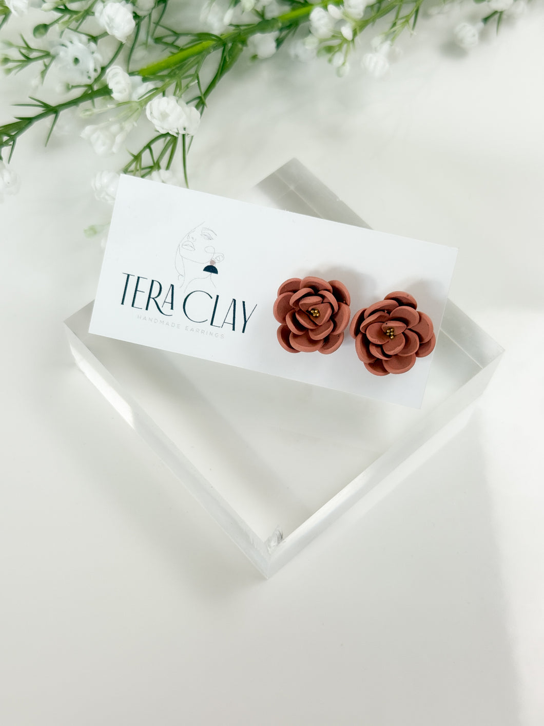 The Statement Flower Studs in Dark Pink