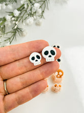 Load image into Gallery viewer, Skull with Details Halloween 2025 Polymer Clay Cutter
