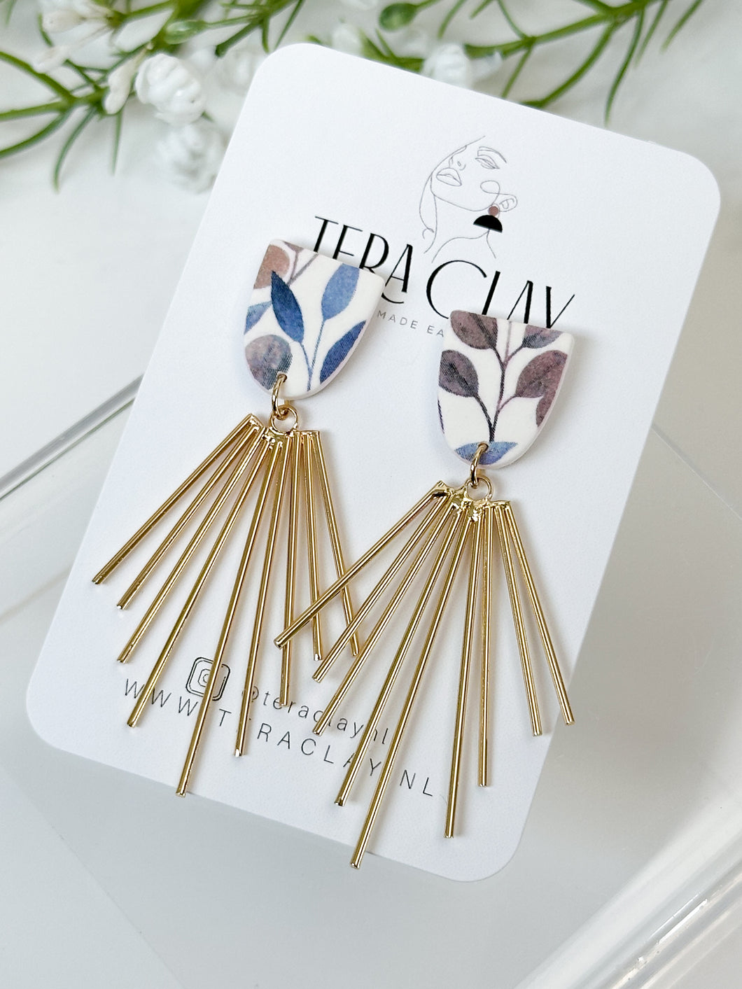 The Neutral Foliage Elegant Dangles