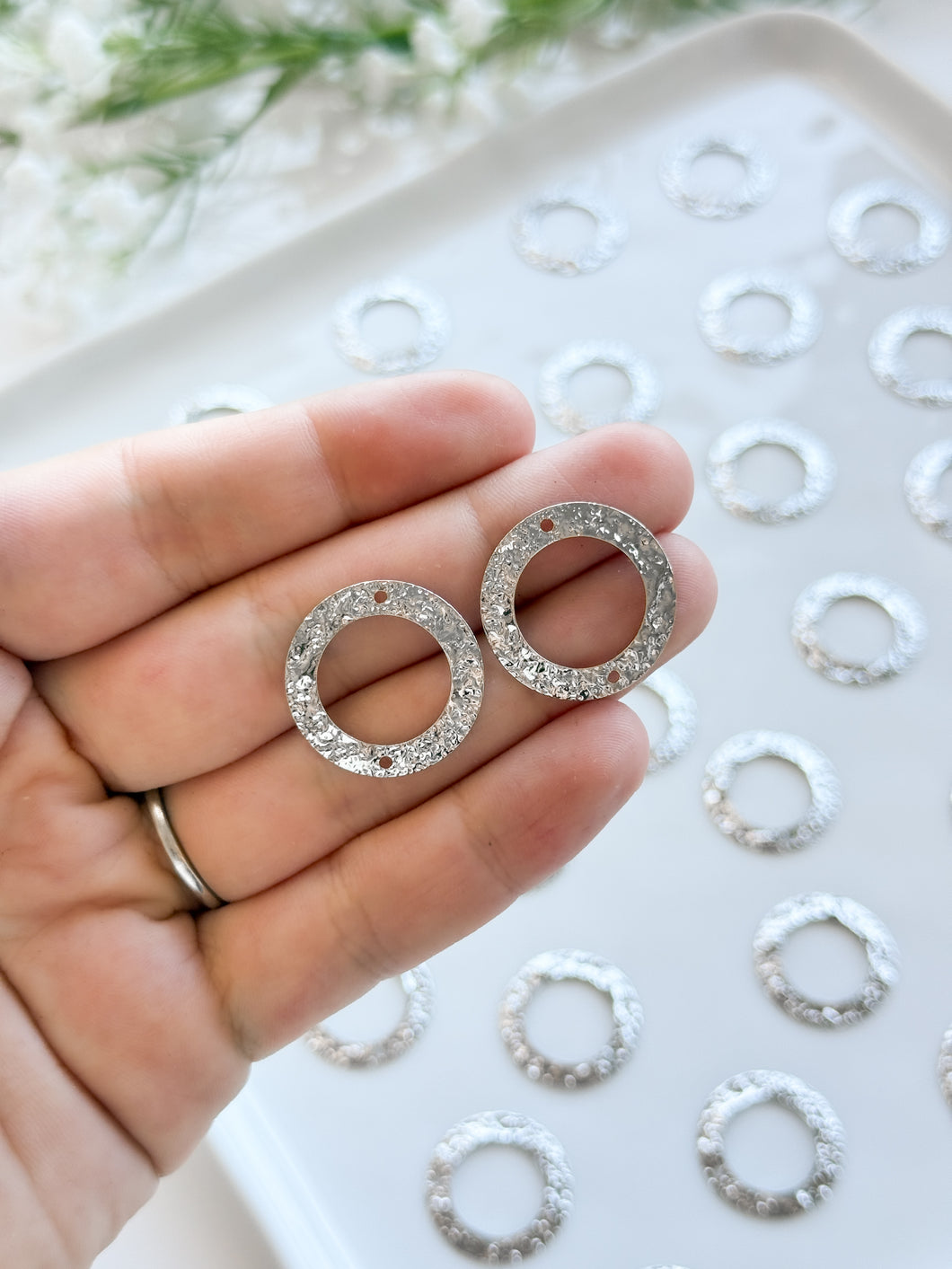 Real Platinum Plated Brass Rounded Circle Connector Link with Two Holes