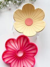 Load image into Gallery viewer, Corduroy Flower Trinket Dish/Coaster Clay Cutter PCC1830
