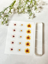 Load image into Gallery viewer, Transfer Paper 217 Pressed Flowers | Floral Image Water Transfer
