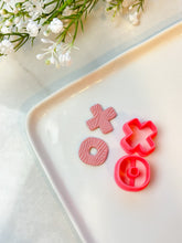 Load image into Gallery viewer, XO Rounded Polymer Clay Cutters Set
