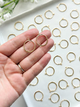 Load image into Gallery viewer, 18K Gold Plated Circle Bezel Pendant with One Hole
