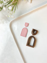 Load image into Gallery viewer, Duo Pointy Framed Arch Polymer Clay Cutter Set
