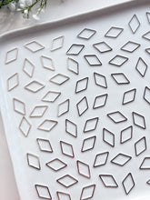Load image into Gallery viewer, Real Platinum Plated Rhombus Bezel | Nickel Free
