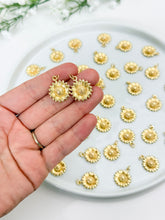 Load image into Gallery viewer, 18K Real Gold Plated Sunflower Charm
