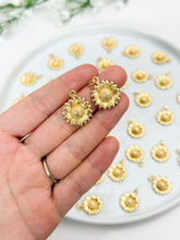 Load image into Gallery viewer, 18K Real Gold Plated Sunflower Charm
