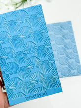 Load image into Gallery viewer, Shells Pattern Texture Mat for Polymer Clay

