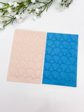 Load image into Gallery viewer, Shells Fineline Texture Mat for Polymer Clay
