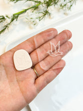 Load image into Gallery viewer, Dove #2 Acrylic Texture Tile | Acrylic Embossing Stamp

