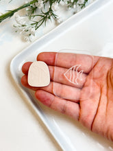 Load image into Gallery viewer, Fish Acrylic Texture Tile | Acrylic Embossing Stamp

