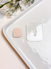 Load image into Gallery viewer, Seahorse Texture Tile | Acrylic Embossing Stamp
