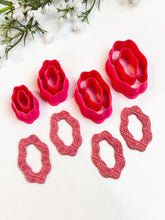 Load image into Gallery viewer, Organic Wavy Donut Polymer Clay Cutter PCC1839
