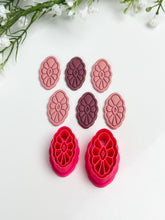 Load image into Gallery viewer, Boho Scalloped Oval Polymer Clay Cutter PCC1847
