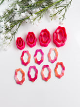 Load image into Gallery viewer, Organic Wavy Donut Polymer Clay Cutter PCC1839
