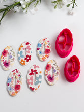 Load image into Gallery viewer, Scalloped Oval Donut Polymer Clay Cutter PCC1850
