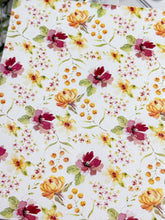 Load image into Gallery viewer, Transfer Paper 665 Red &amp; Yellow Flowers | Image Water Transfer
