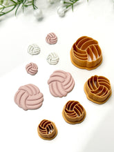 Load image into Gallery viewer, Knot Polymer Clay Cutter
