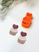 Load image into Gallery viewer, Cupcake Valentine&#39;s Set Polymer Clay Cutters
