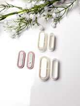 Load image into Gallery viewer, Long Oval Embedded Polymer Clay Cutter

