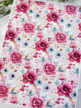 Load image into Gallery viewer, Transfer Paper 446 Large Red Florals | Image Water Transfer
