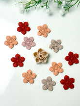 Load image into Gallery viewer, Pointy Flower Polymer Clay Cutter
