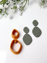 Load image into Gallery viewer, Duo Organic Set with Drill Guides Polymer Clay Cutters
