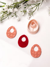 Load image into Gallery viewer, Chunky Pointed Oval Donut Polymer Clay Cutter
