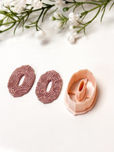 Load image into Gallery viewer, Elegant Frame Donut Polymer Clay Cutter
