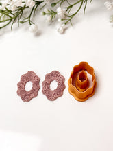 Load image into Gallery viewer, Wavy Oval Donut Polymer Clay Cutter
