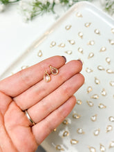 Load image into Gallery viewer, 18K Gold/Platinum Plated Glass Drop Charm/Pendant with One Hole
