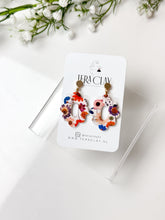 Load image into Gallery viewer, The Pressed Flower Scalloped Dangles
